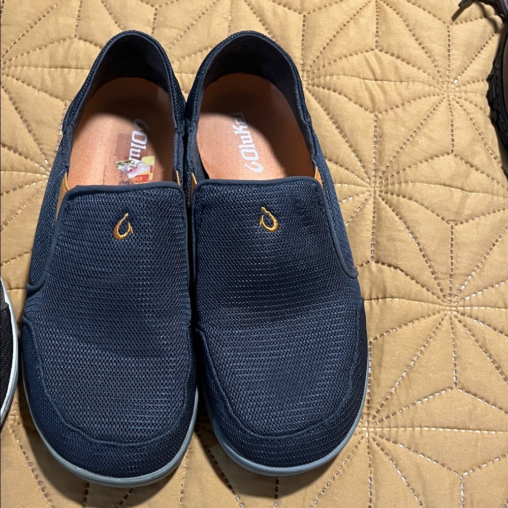OLUKAI slip on shoes. 1 brown 1 grey selling as a set